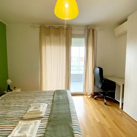 Apartment Pop House Romolo-milano Metro To Station *